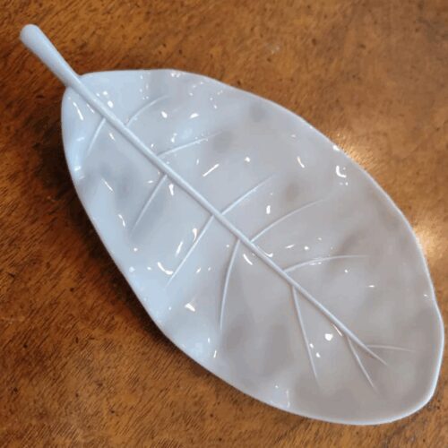 Lite Grey Leaf Soap Dish